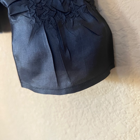 Top - Picture 4 of 5